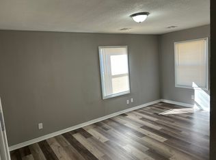 630 N Poplar St #630, Wichita, KS 67214