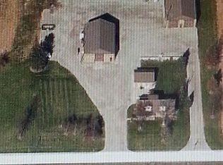 5204 Hamilton Rd, Yoder, IN 46798