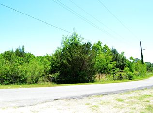 99 P D Freeman Rd, Hattiesburg, MS 39401