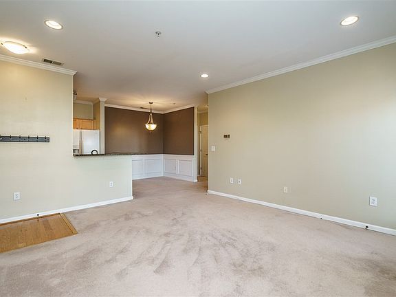 4th image of 800 Moratuck Dr APT 206