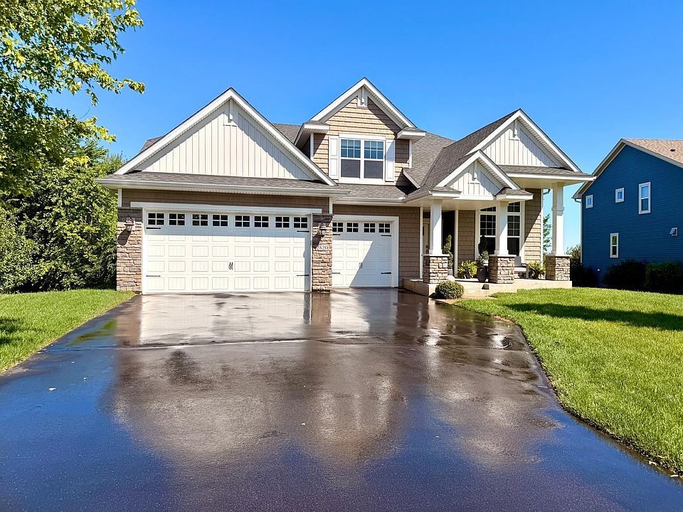 1st image of 2820 White Pine Way
