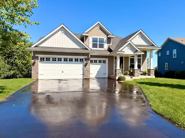 2820 White Pine Way, Stillwater, MN 55082