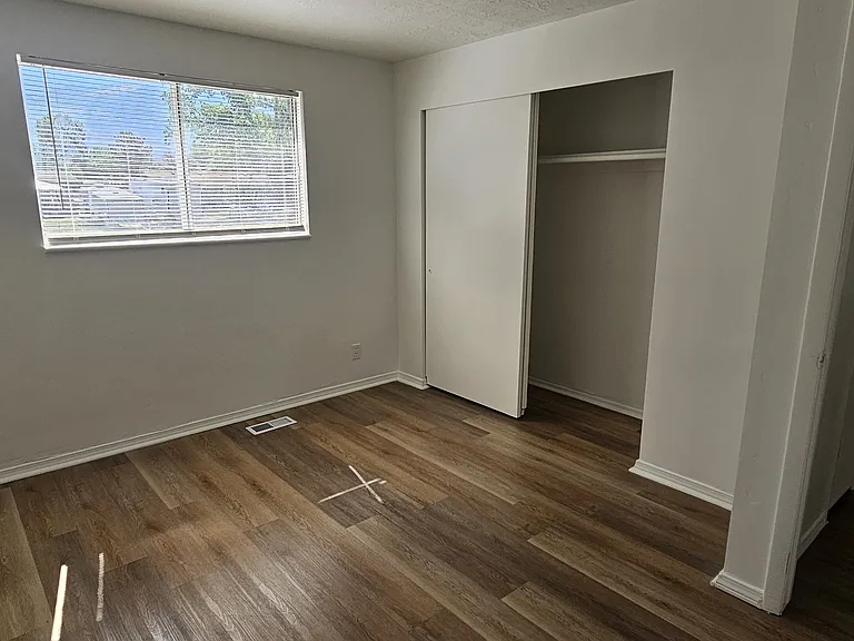 9831 S Darin Dr — Photo 18
