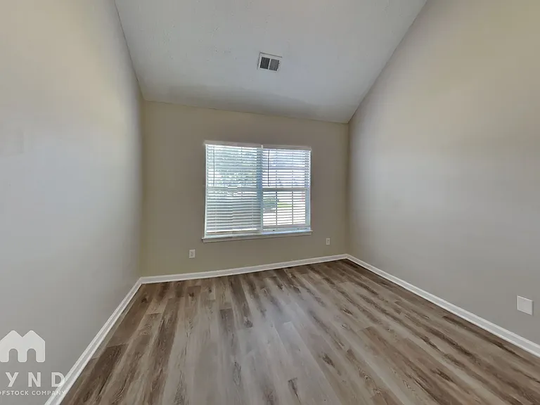 1037 Saint Augustine Pkwy — Photo 17