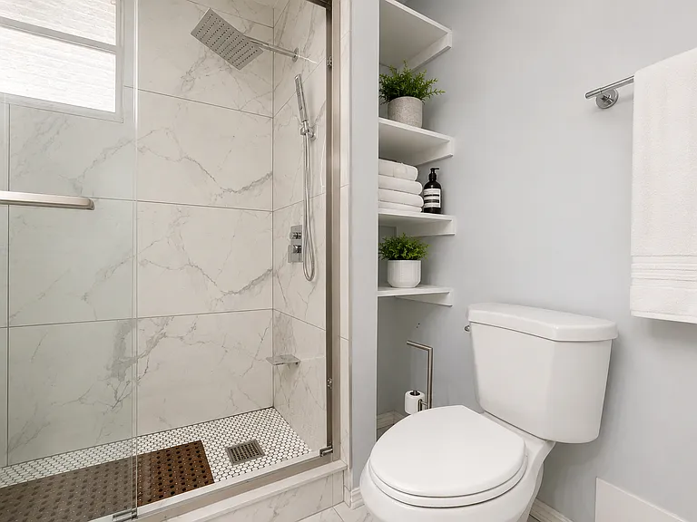 2251 W Belmont Ave #2 — Photo 13