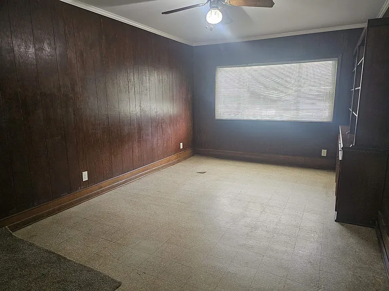1211 Webb St — Photo 11