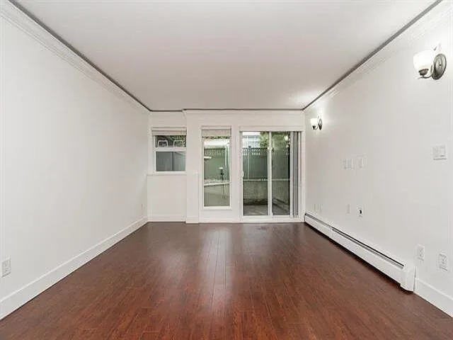 1850 Southmere Cres E #8 — Photo 16