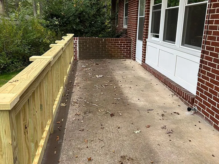 1904 N Oak Ln — Photo 3