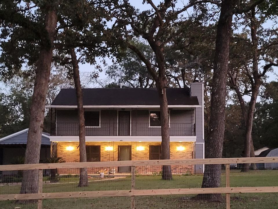 1st image of 30942 Laurel Ln