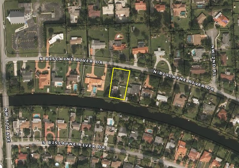 1st image of 390 N Biscayne River Dr
