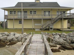 175 Rush Point Rd, Harkers Island, NC 28531