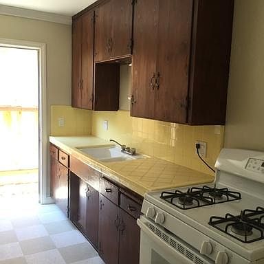 4th image of 4660 Hamilton St #4660