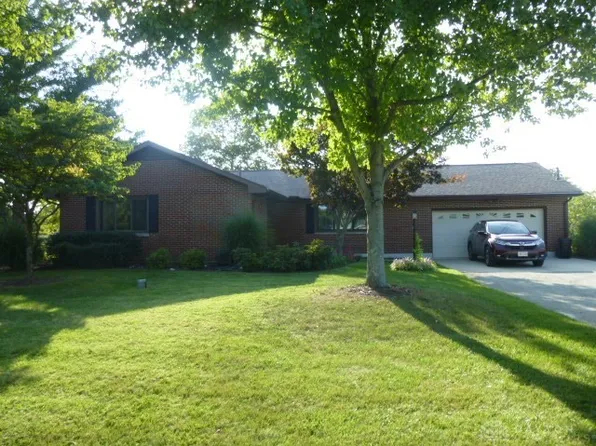 2689 Hale Rd, Wilmington, OH 45177