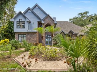 110 Twin Rivers Dr, Merritt Island, FL 32952