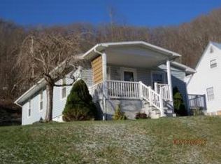 117 Riddle St NE, Norton, VA 24273