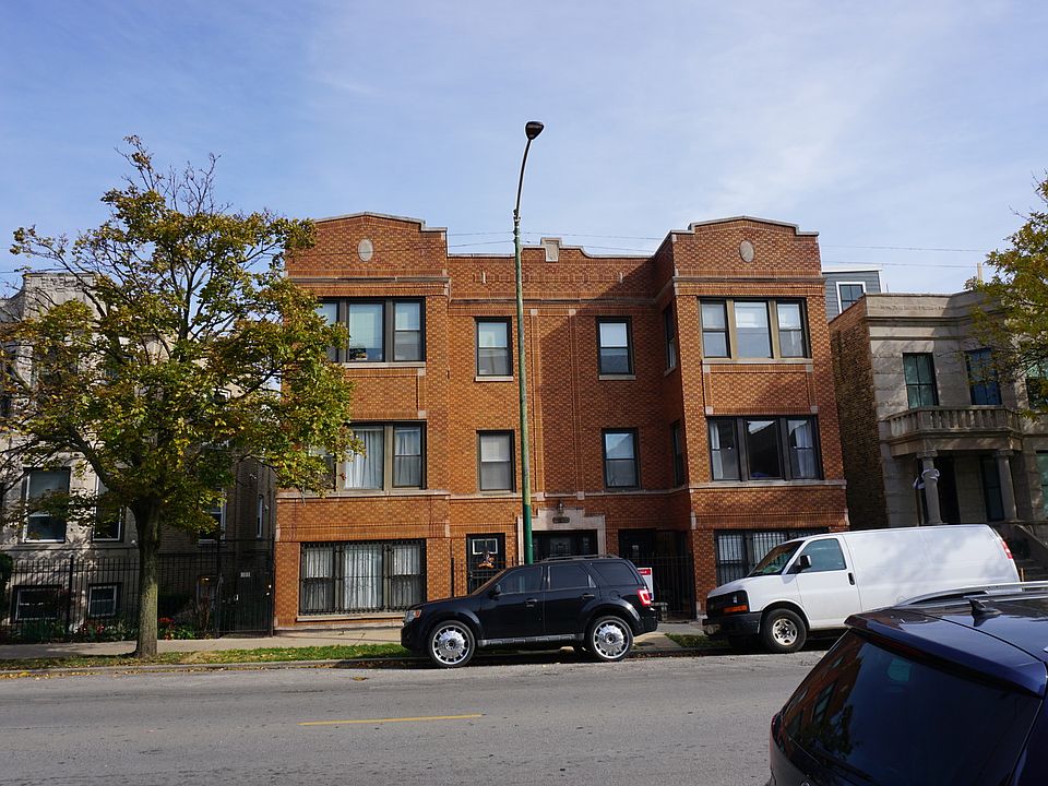 1st image of 2429 N California Ave #2S