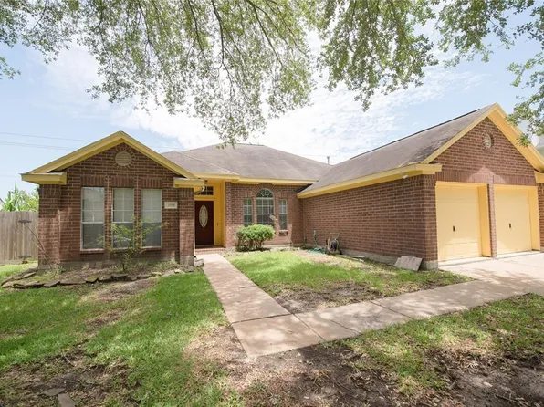 2915 Downing St, Pearland, TX 77581