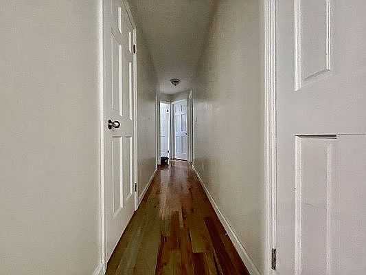 4th image of 1624 Amsterdam Ave #2R