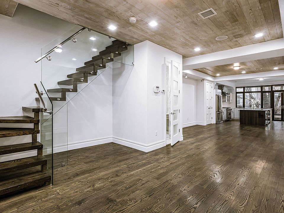 1st image of 414 Halsey St #Townhouse