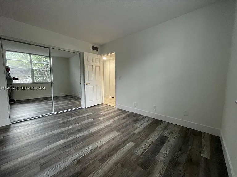 9441 Live Oak Pl #209 — Photo 17