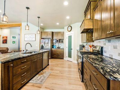 2636 Farmington Ave, Medford, OR, 97504