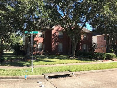 11903 McKinney Falls Ln, Sugar Land, TX, 77498