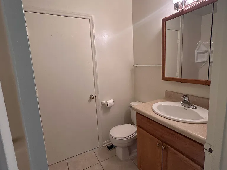 2618 Belle Ave NE #MAIN — Photo 8