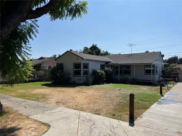 202 E Pomona St, Santa Ana, CA 92707