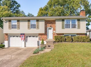 885 Beechmeadow Ln, Cincinnati, OH 45238
