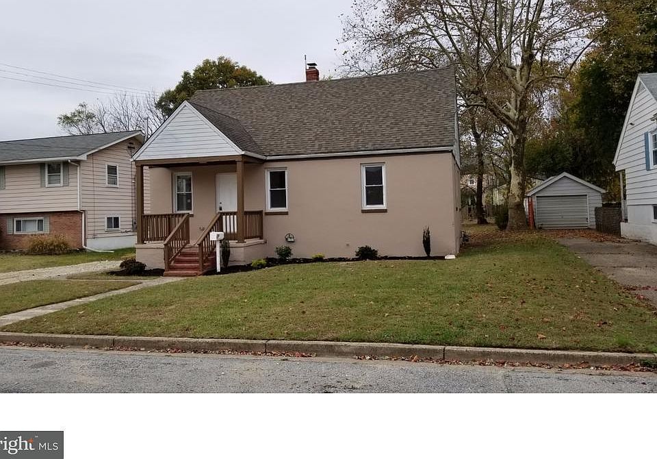 1st image of 83 Queen Ave