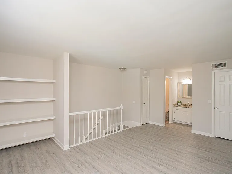 601 Boyd Mill Ave #P8 — Photo 10