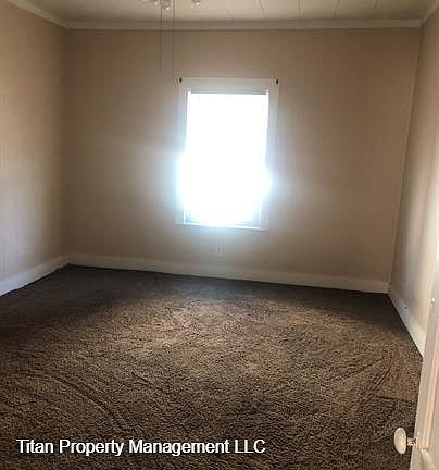 4th image of 176 Gillett St #1