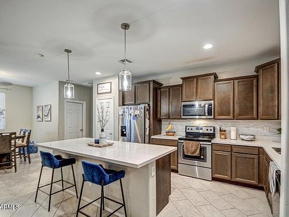 3rd image of 2905 S 121ST Drive