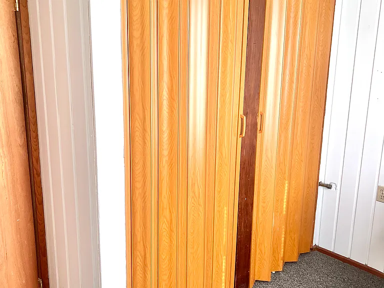6829 Waveland Ave — Photo 17