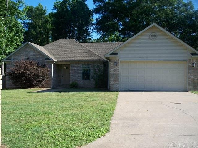 1st image of 32 S Shamsie Dr