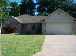 32 S Shamsie Dr, Ward, AR 72176