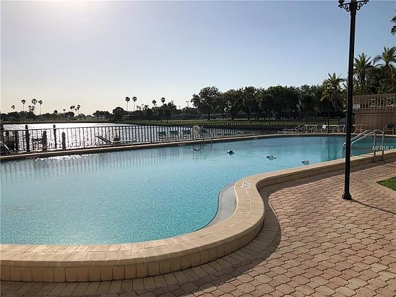 Paradise Community Pool