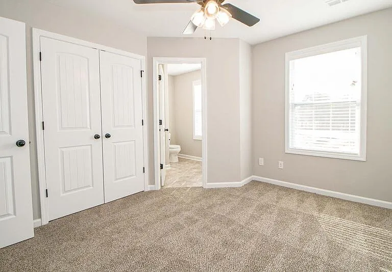 1115-E1 Hillwood Dr — Photo 23
