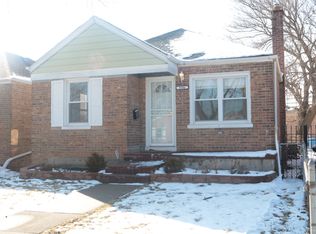 9806 S Maryland Ave, Chicago, IL 60628