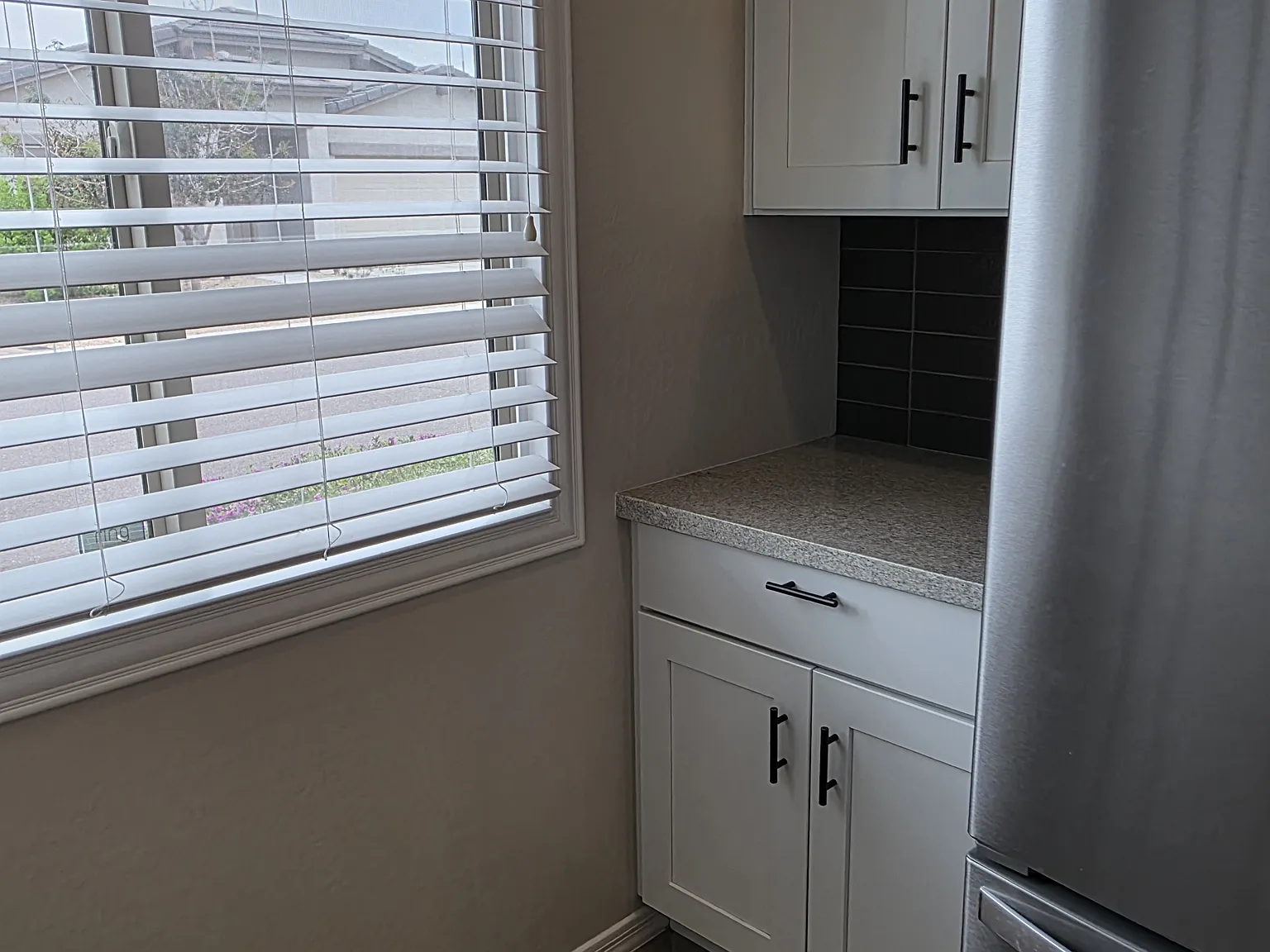 1941 West Stagecoach Street - 1 — Photo 4