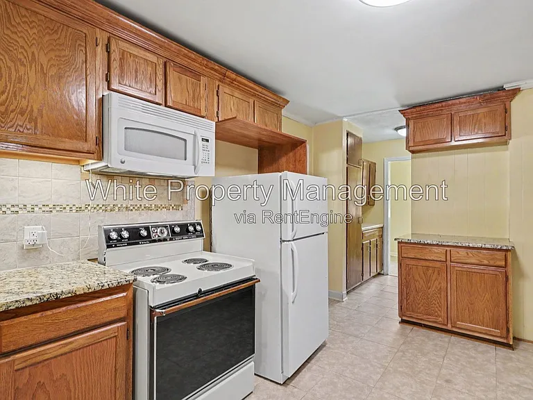 7017 Linda Lake Dr — Photo 7