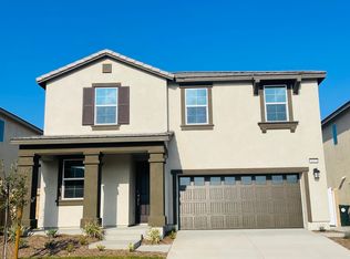 2611 Emerald Bay Dr, Rialto, CA 92377