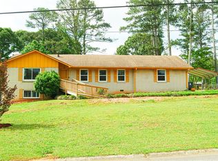 1584 Hebron Ln, Riverdale, GA 30296
