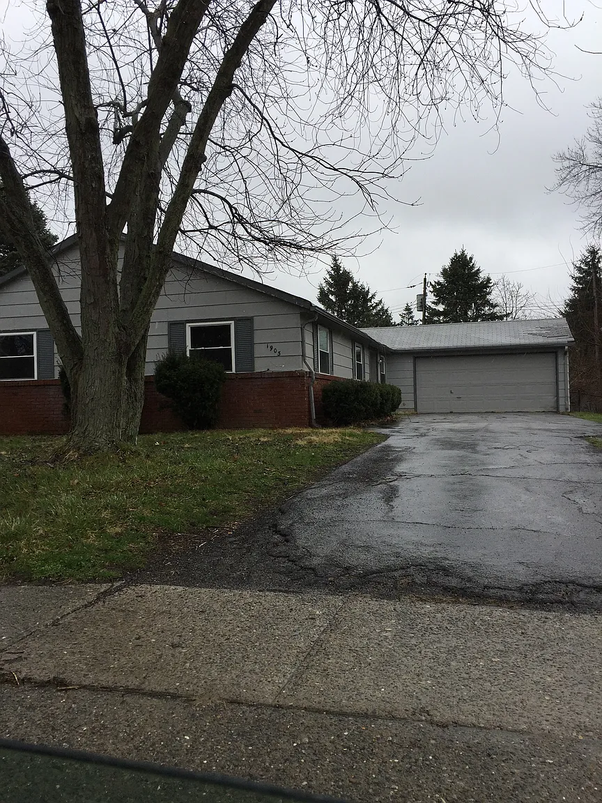 7546 Mikesell Dr photo 1