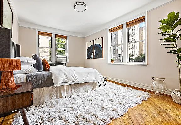 5th image of 680 W 204th St APT 1B