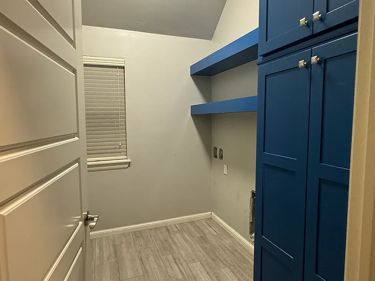 1421 Shadow Ter — Photo 11