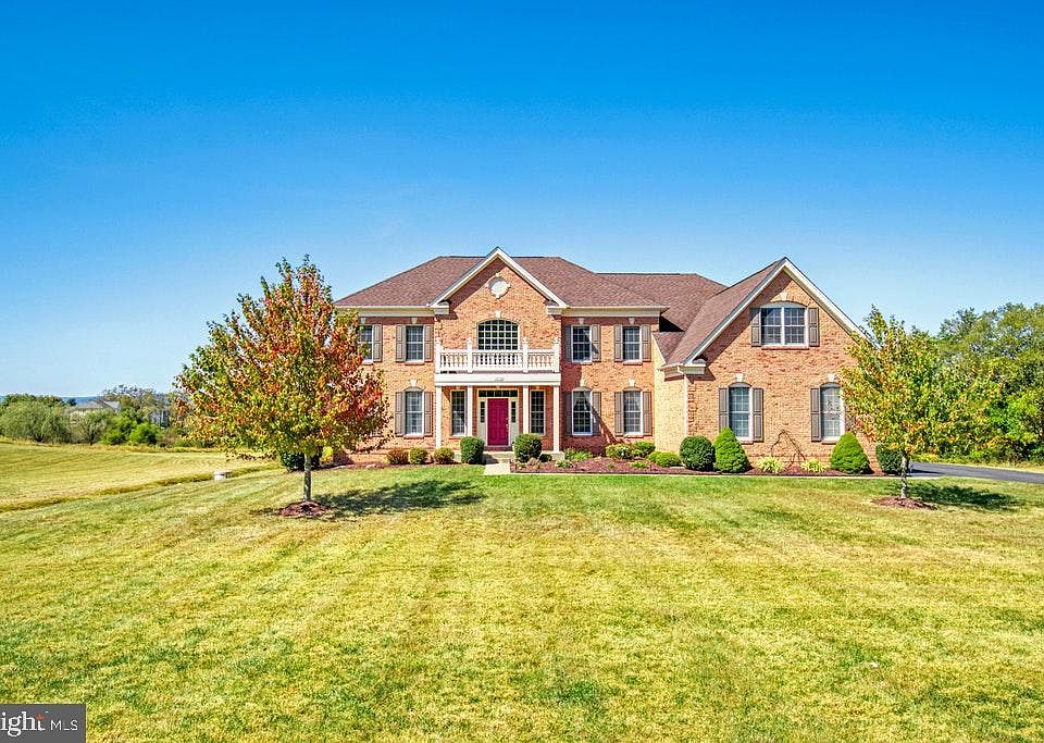 Welcome to 15500 Bankfield Drive