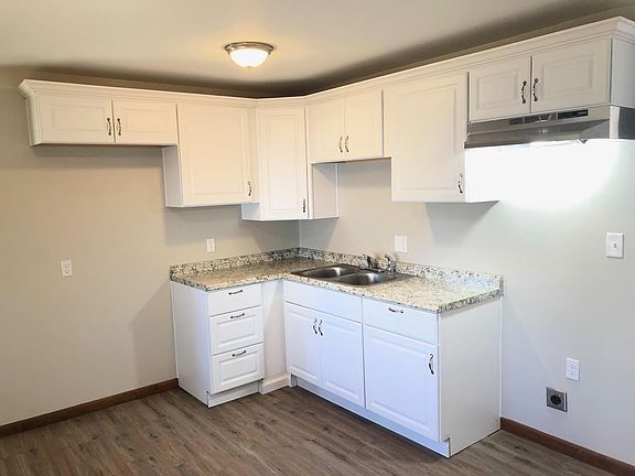 5th image of 1027 Johnson Ave