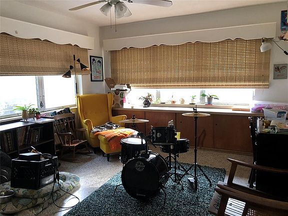 3rd image of 6153 7th Ave S