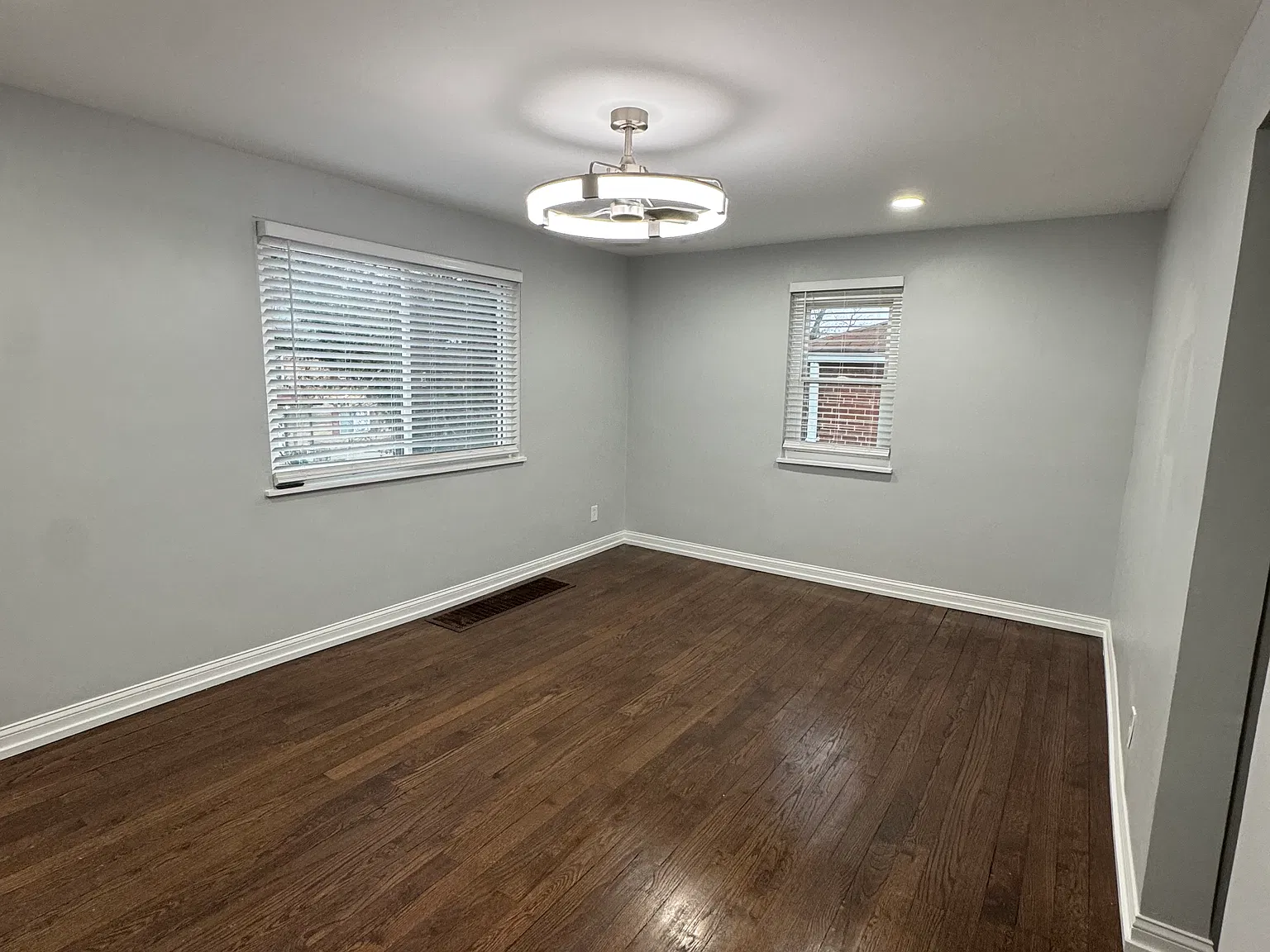 146 Glenridge Pl — Photo 1